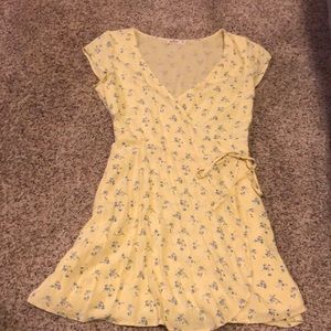 Yellow summer dress!